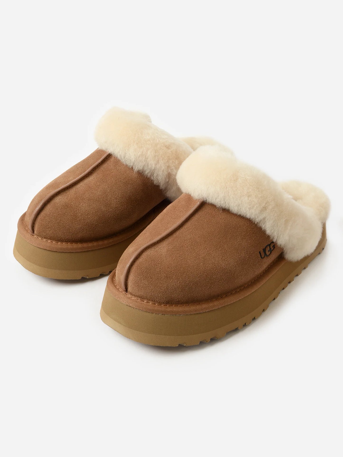 UGG Women’s Disquette Slippers in Chestnut