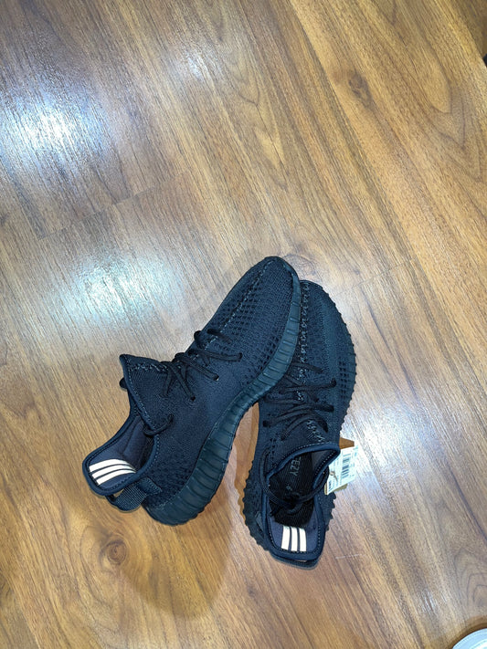 Adidas Yeezy “Onyx”