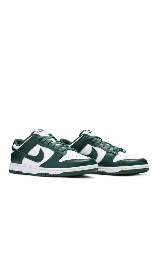 Nike Dunk Low “Michigan State ”