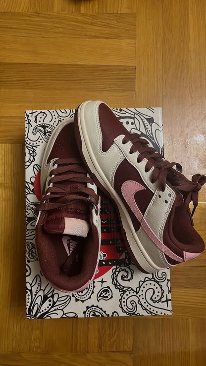 Dunk Low Premium “Valentine’s Day”